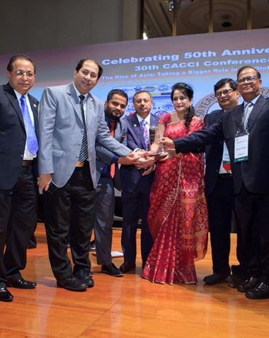 y-award-women-chamber-2016