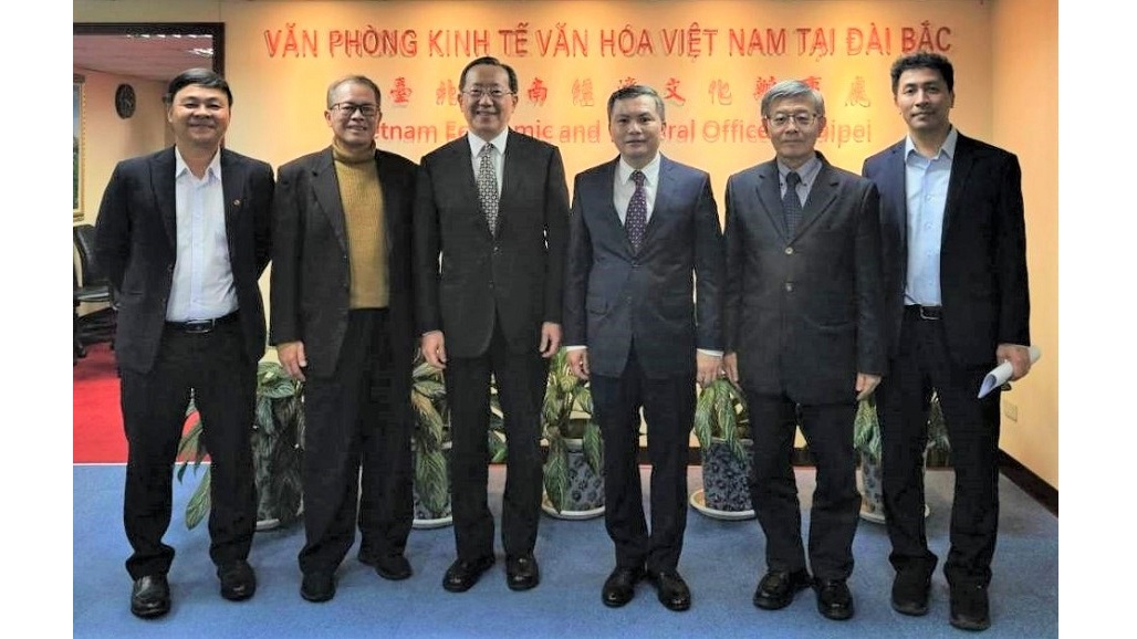 CACCI Executives pay courtesy call to Vietnam representative office in Taiwan
